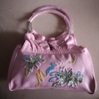 Нова розова дамска чанта преоценена, снимка 1 - Чанти - 34189216