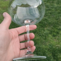 5 елегантни големи кристални чаши с високо фино столче, снимка 4 - Чаши - 44929176
