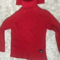 Продавам меки , топли блузи тип -поло червено.Марката е GAP , снимка 2 - Блузи с дълъг ръкав и пуловери - 38814948