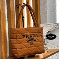 Дамски чанти Prada , снимка 10 - Чанти - 42862707
