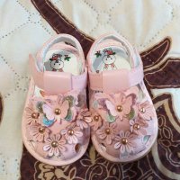 Бебешки сандали, снимка 1 - Бебешки обувки - 37205752
