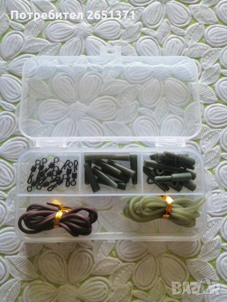 кутия с монтажи за шарански риболов, снимка 1