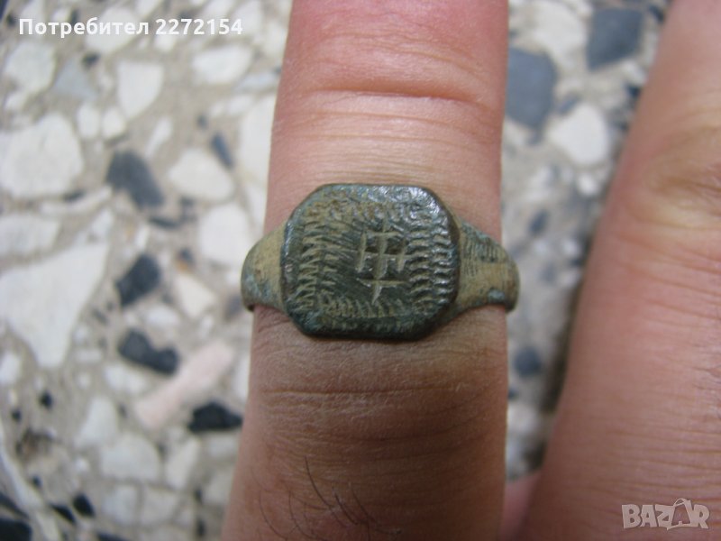 Стар пръстен с кръст, снимка 1
