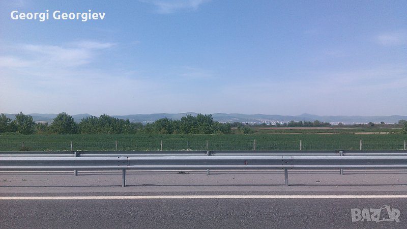 Лицев парцел на магистрала Тракия , снимка 1