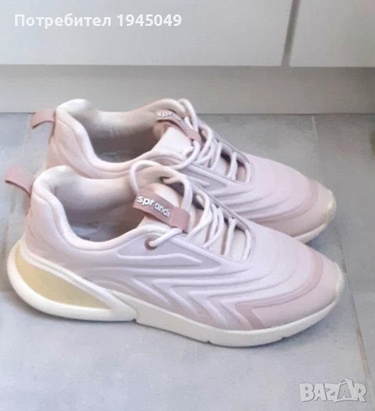 Дамски спортни обувки - 38 номер, снимка 1