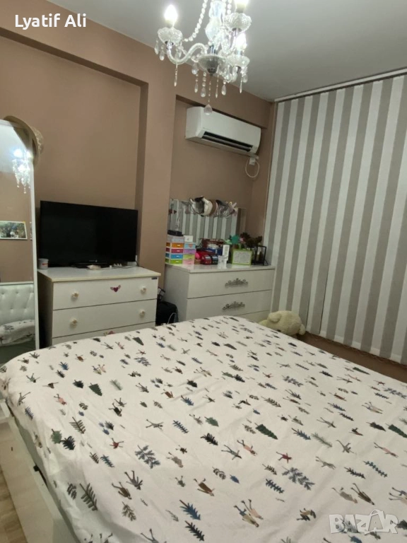 Продава се апартамент ново строителство, с обзавеждане. Апартамента се състои от спалня, хол с кухня, снимка 1