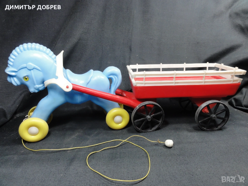 СТАРА РЕТРО СОЦ УНГАРСКА ПЛАСТМАСОВА ИГРАЧКА КОН С КАРУЧКА DMSZ, снимка 1