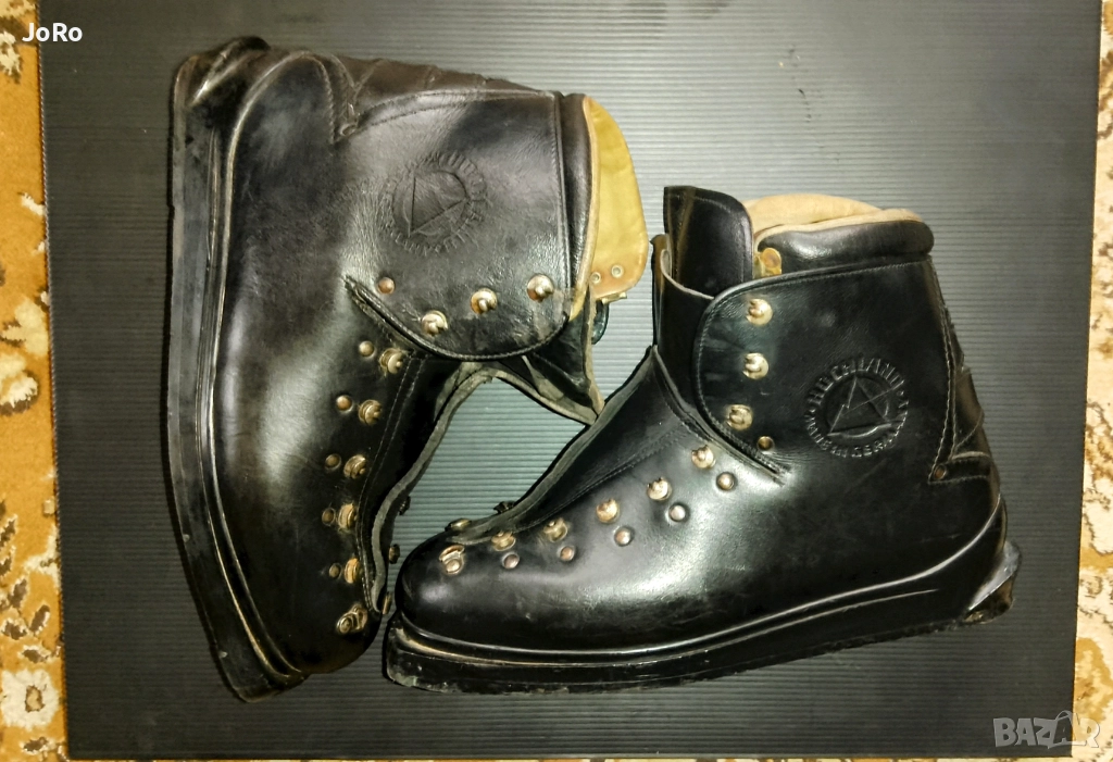 Hochland - Vintage скиорски обувки 50те години на миналия век., снимка 1