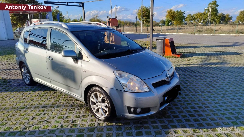 Toyota corolla verso (бартер за малък трактор) , снимка 1