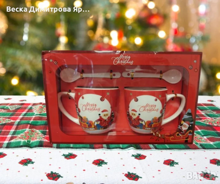 Комплект от 2 керамични чаши с лъжица, коледна тематика, опаковани в подходяща кутия, снимка 1