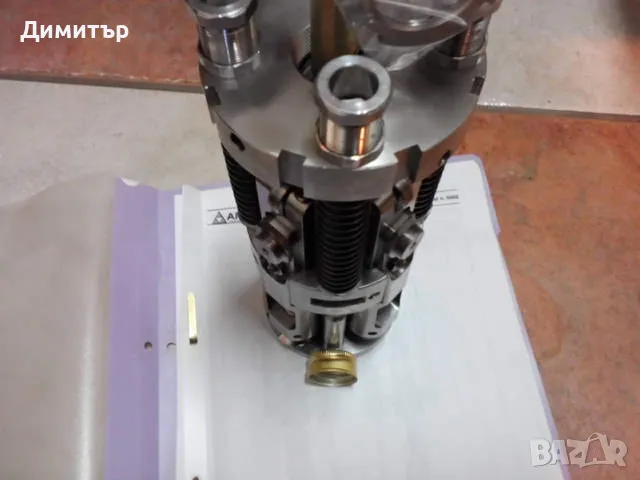 Затваряща глава за алуминиеви капачки AROL, снимка 5 - Други машини и части - 39165358