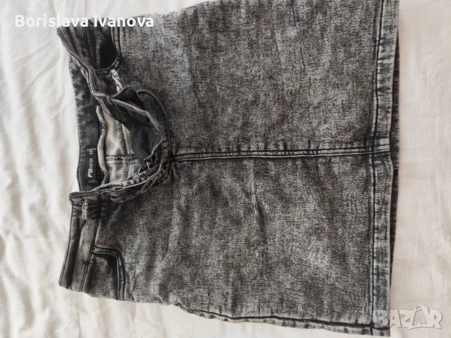 Страхотна къса пола 