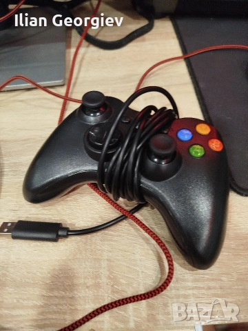 Продавам модната конзола XBOX 360 Slim, снимка 4 - Xbox конзоли - 54317809