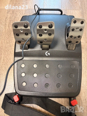 Гейминг оборудване – Xbox One S, Logitech G923, PlaySeat Challenge, снимка 3 - Игри за Xbox - 52898034