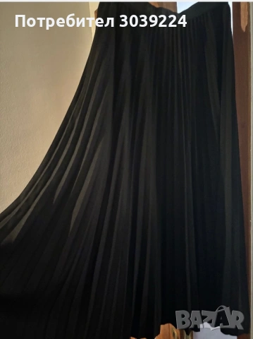 Черна велурена пола, снимка 3 - Поли - 54356878