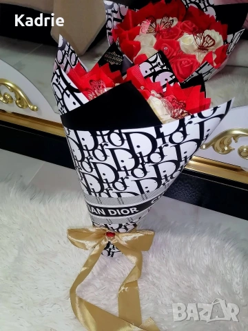 вечен букет , снимка 2 - Романтични подаръци - 54001142