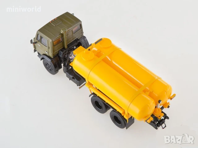Камаз-53213 КО-505 - мащаб 1:43 на ПОА Камаз моделът е нов в кутия, снимка 7 - Колекции - 50473996