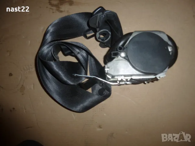 Предпазен преден десен колан Фолскваген Поло-(2004-2009), снимка 2 - Части - 50144101