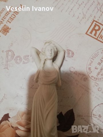 Статуетка , снимка 2 - Статуетки - 35456591