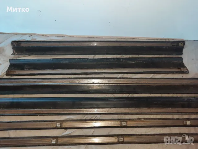 Оригинални пластмасови лайсни за Мерцедес 190 W201 Mercedes Benz 190 W201, снимка 9 - Части - 49007742