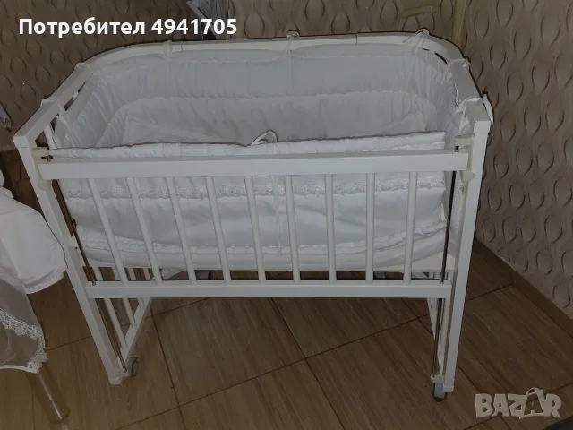 Продавам бебешко легло като ново е има си матрак и е с колелца , снимка 2 - Бебешки легла и матраци - 55972858