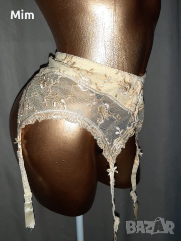 Cottou Club S/M  Italiy Портокалов колан с жартиери , снимка 2 - Бельо - 37923035