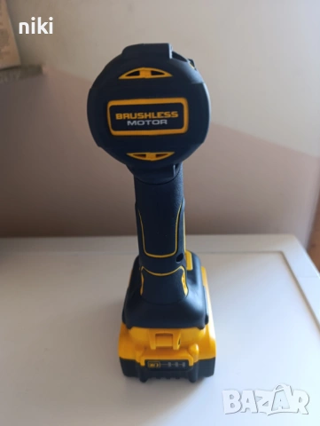  DCF887  Ударен Импакт Драйвер, снимка 3 - Винтоверти - 53908697