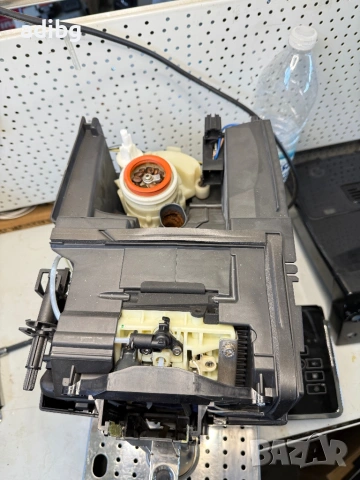 На Части - Delonghi Dinamica ECAM , снимка 7 - Кафемашини - 54058956