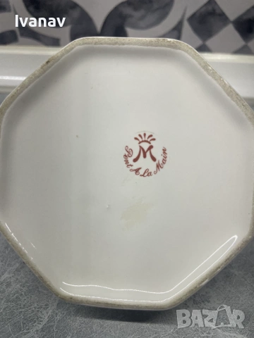 Ръчно рисувана керамична кутия за бижута, снимка 4 - Антикварни и старинни предмети - 53956855