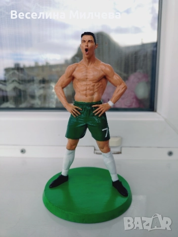 Роналдо Ronaldo фигурка ръчно оцветена за подарък
