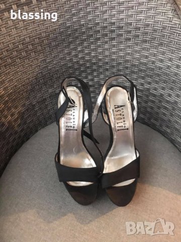 Високи обувки, снимка 7 - Дамски обувки на ток - 31777976