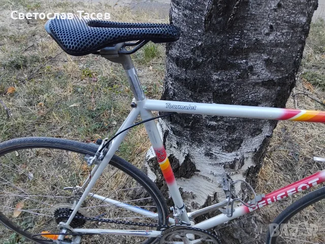 Шосейно колело Peugeot Tourmalet от 1988 година със стоманена рамка.  12 скорости (6х2).  Чисто нов , снимка 3 - Велосипеди - 56096012