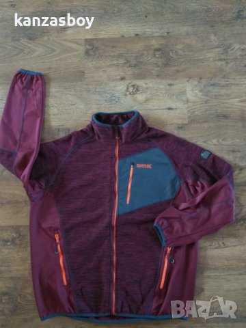 Regatta Farway II Hybrid Jacket - страхотно мъжко яке 2ХЛ УГОЛЕМЕНО КАТО НОВО , снимка 2 - Якета - 39152302