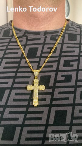 Много красив кръст с камъни и синджир, снимка 3 - Колиета, медальони, синджири - 39915544