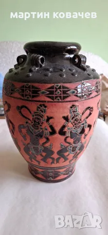 антична виетнамска ваза 