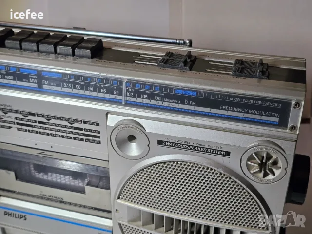Радиокасетофон Philips D8134, снимка 7 - Радиокасетофони, транзистори - 55840993