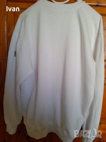 Оригинален пуловер Moncler, снимка 7 - Спортни дрехи, екипи - 52368293