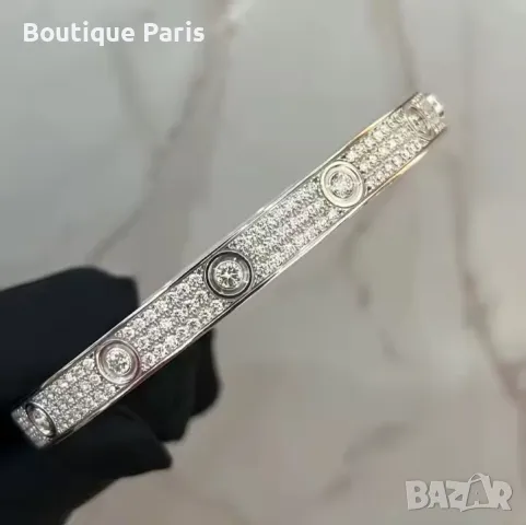 Cartier Love Diamonds гривна с камъни мойсанити