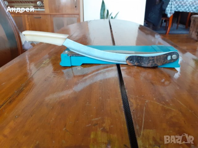 Стар уред за рязане на снимки #2