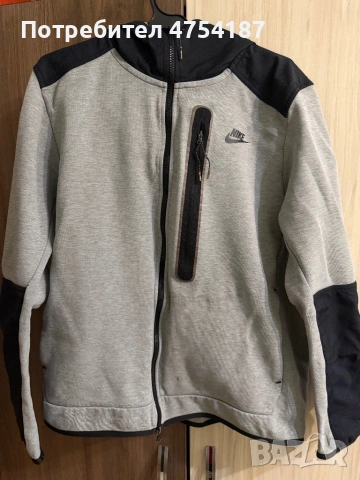 Суитшърт Nike Sportswear Tech Fleece Windrunner. 