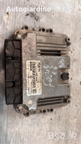 Компютър за двигател / ECU / Моторен компютър за Ford Focus - 8M51-12A650-XE / 0281015242