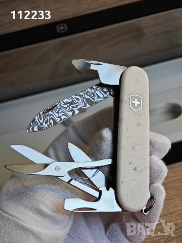 Victorinox Special Companion Damast Limited Edition 2025, снимка 6 - Ножове - 53140296