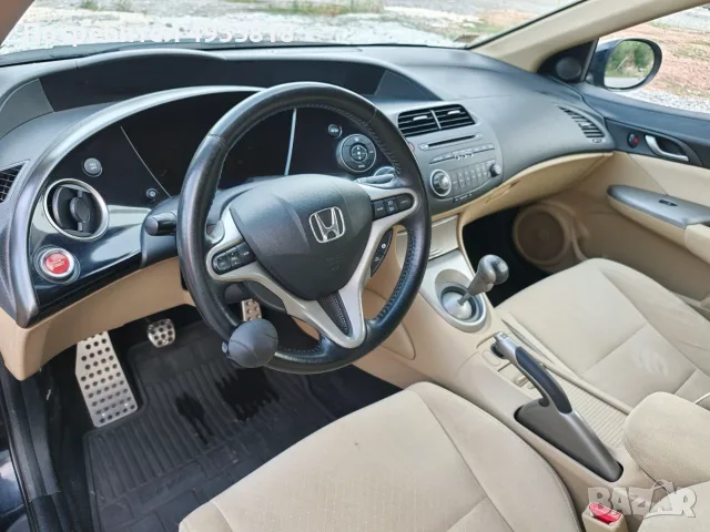 Honda Civic 1,8 Vtec бензин, снимка 11 - Автомобили и джипове - 55891681