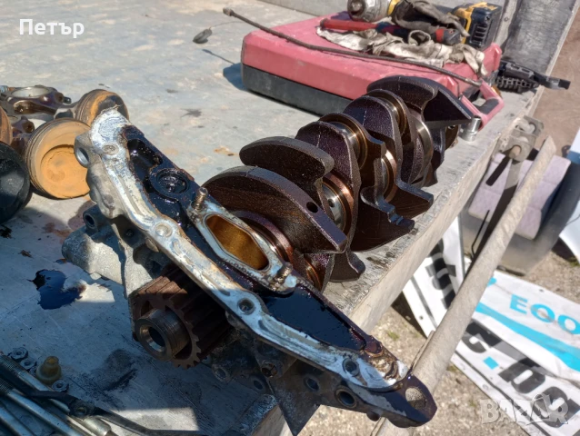 Колянов вал Пежо Ситроен 2.0 16в бензин код EW10/D