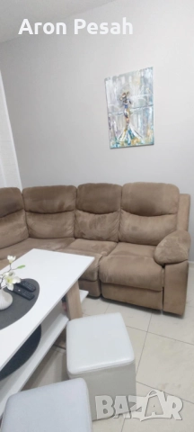 Продавам холов ъгъл - Дясен с 2 механични релакс механизма на крайните седалки !, снимка 10 - Дивани и мека мебел - 52919979