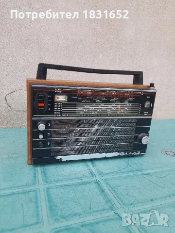 Старо радио - SELENA В 211, снимка 8 - Други ценни предмети - 54099890