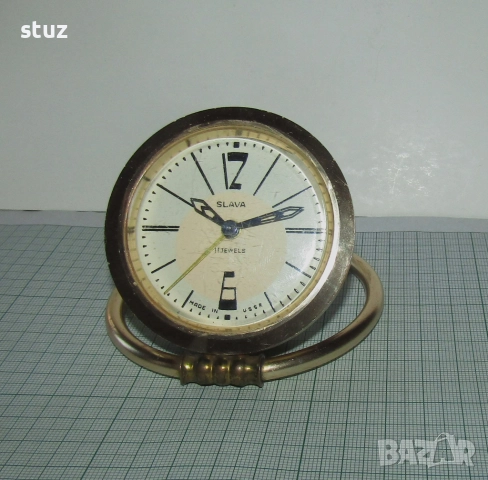 Будилник Слава "Гривна", снимка 3 - Антикварни и старинни предмети - 52970254