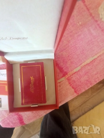 Запалка S.T. Dupont, снимка 3 - Други ценни предмети - 52540644