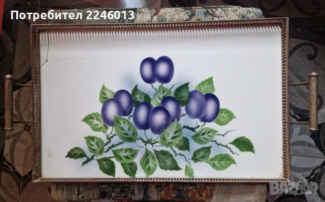 Стар антикварен поднос за сервиране