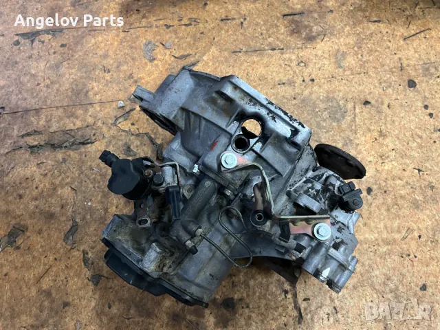 Скоростна кутия за VW Golf 3 1.9 TDI (90 к.с.), снимка 2 - Части - 49939208
